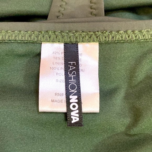 Fashion Nova olive green Brazilian swim bottoms, high waisted and ruched sides - Picture 4 of 6